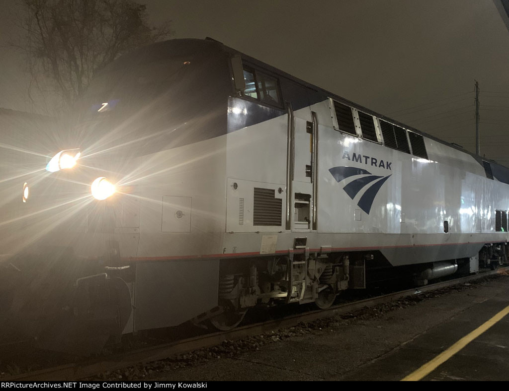 Amtrak 7 P42DC at Houston Staion